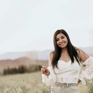 Meet your Posher, Yvette